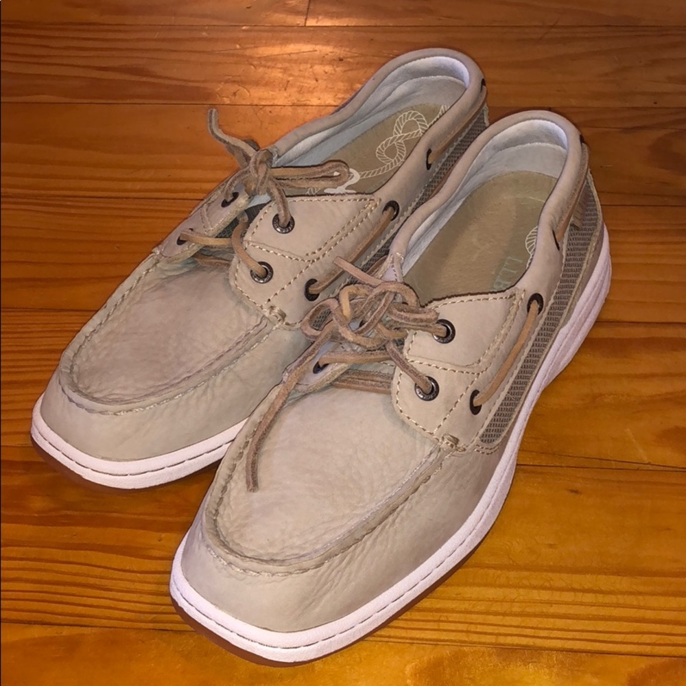 L. L. Bean Boat shoes, never been worn size 8!